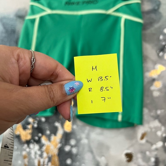 Nike | Pro Green Shorts - Picture 8 of 8